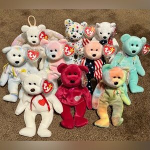 Lot of 10 TY Beanie Babies bears. Pet free and smoke free home. Been in storage
